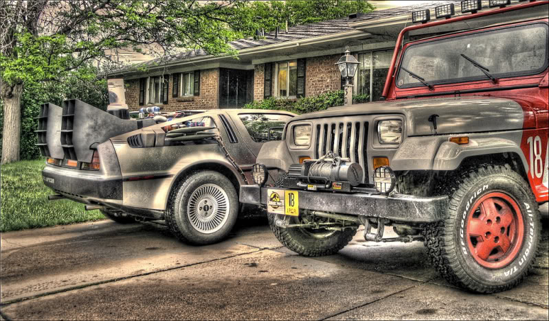 DeLorean_DMC-12-и-Jeep_Wrangler_YJ.jpg